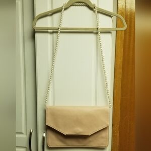 🦋👙Unbranded envelope purse with detachable pearl strap
